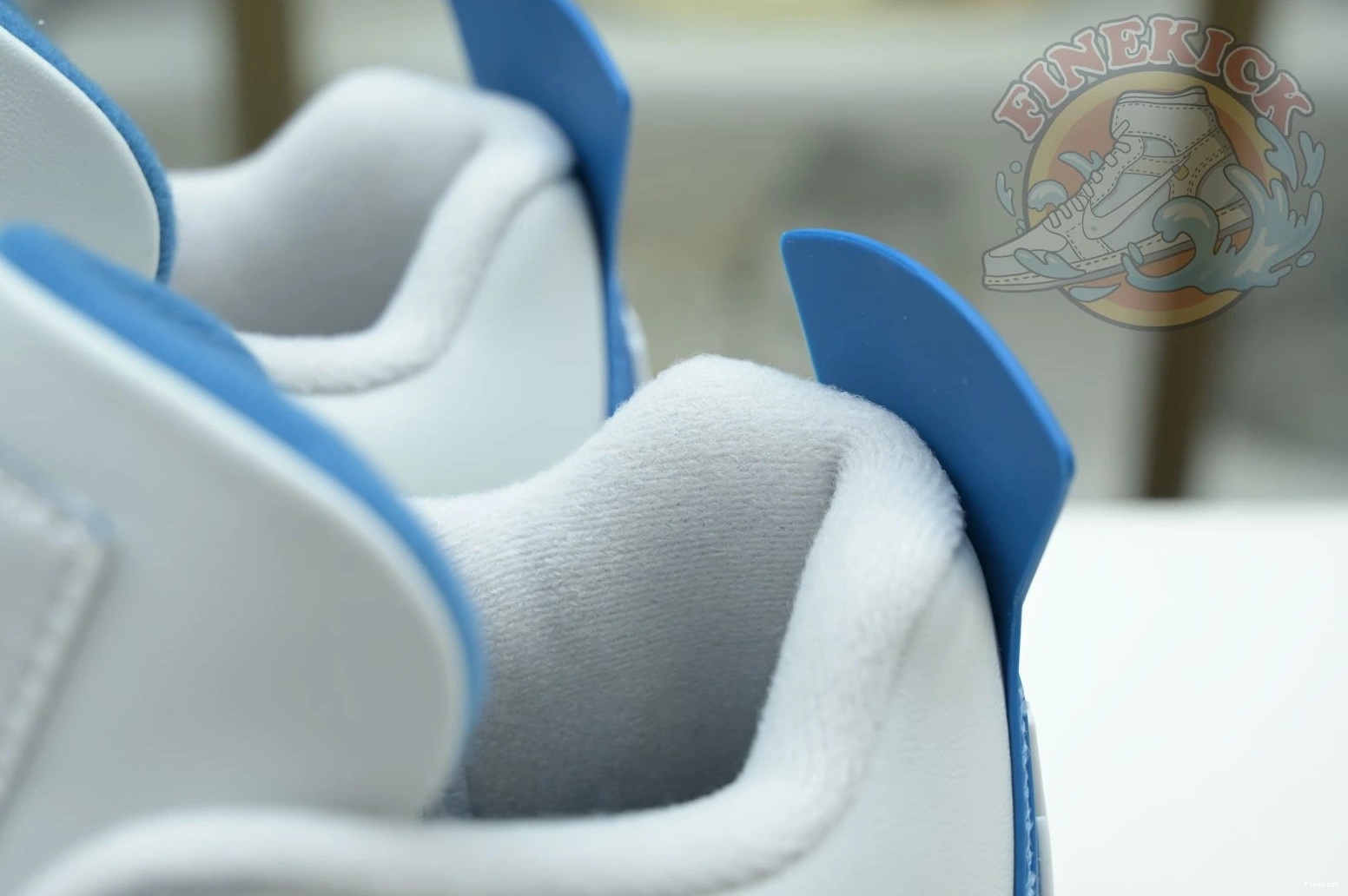 4 Jordan Air 